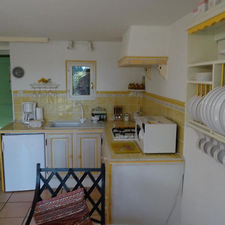 Chez Jean-Pierre & Annick Villa Remoulins Esterno foto
